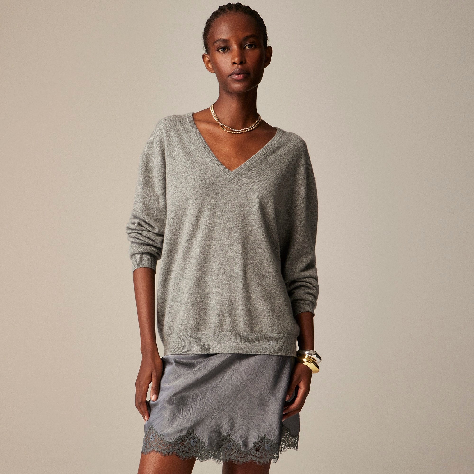 womens Cashmere relaxed V-neck sweater