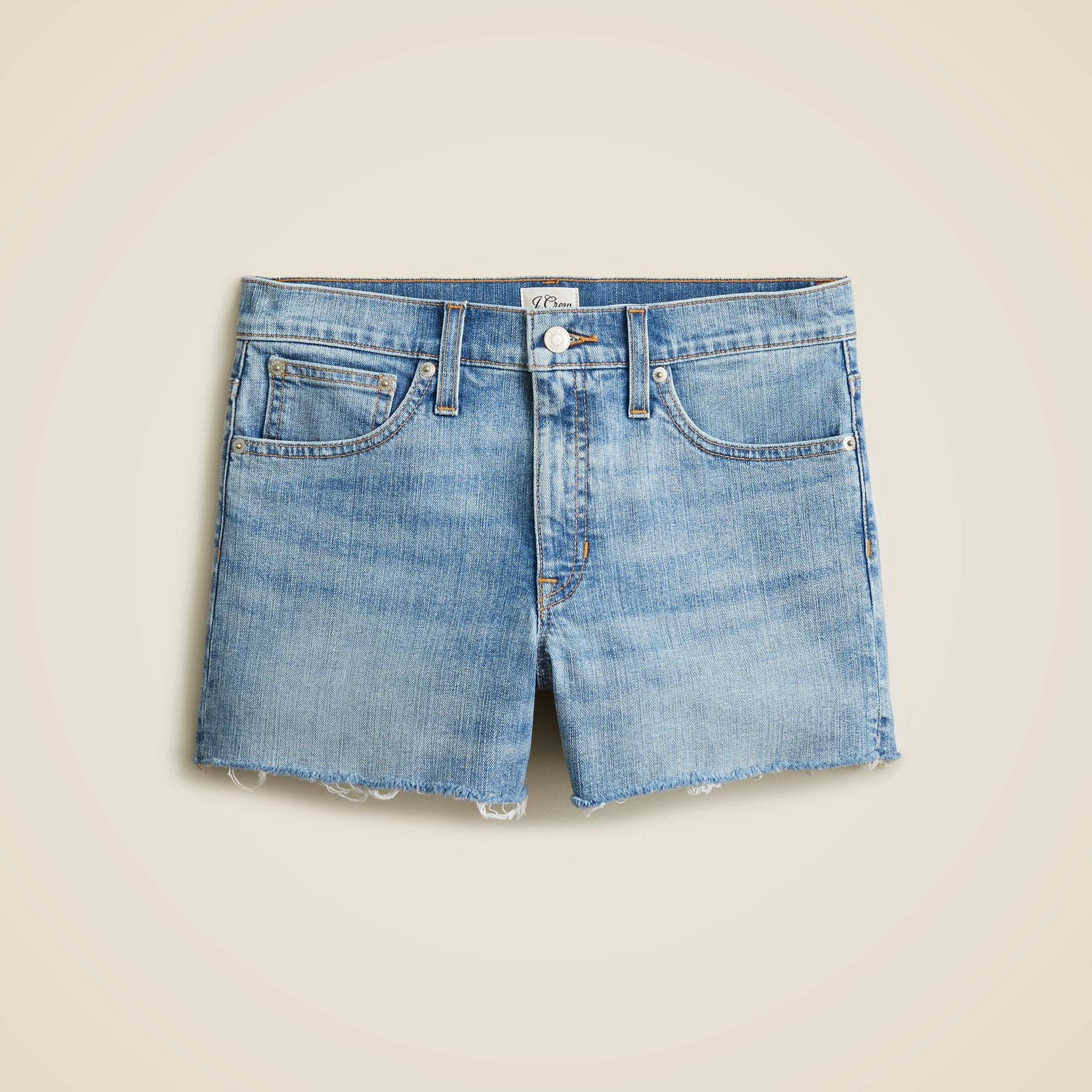  Mid-rise denim short in Bleecker wash