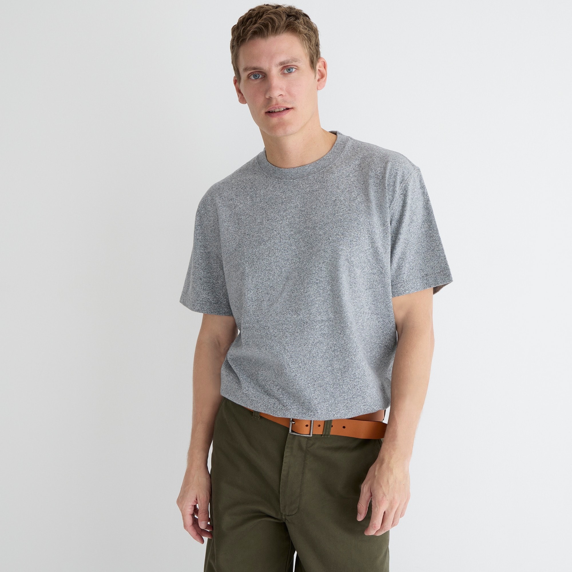 mens Relaxed premium-weight cotton no-pocket T-shirt