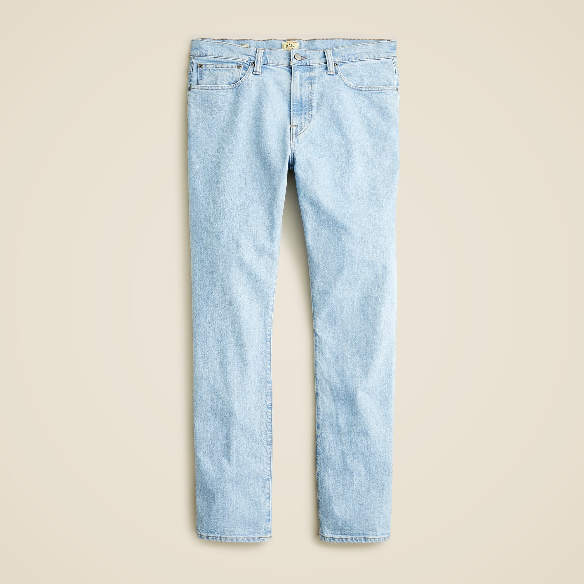  770&trade; Straight-fit stretch jean in seven-year wash