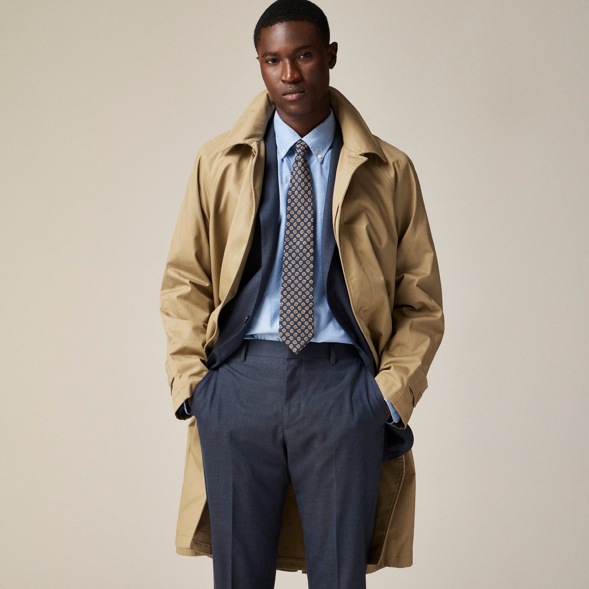 mens Ludlow trench coat in water-resistant cotton