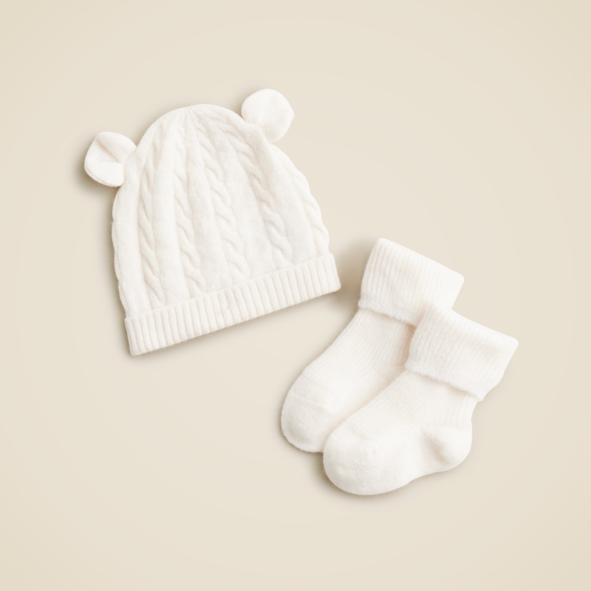 babys Limited-edition baby cashmere beanie and booties set