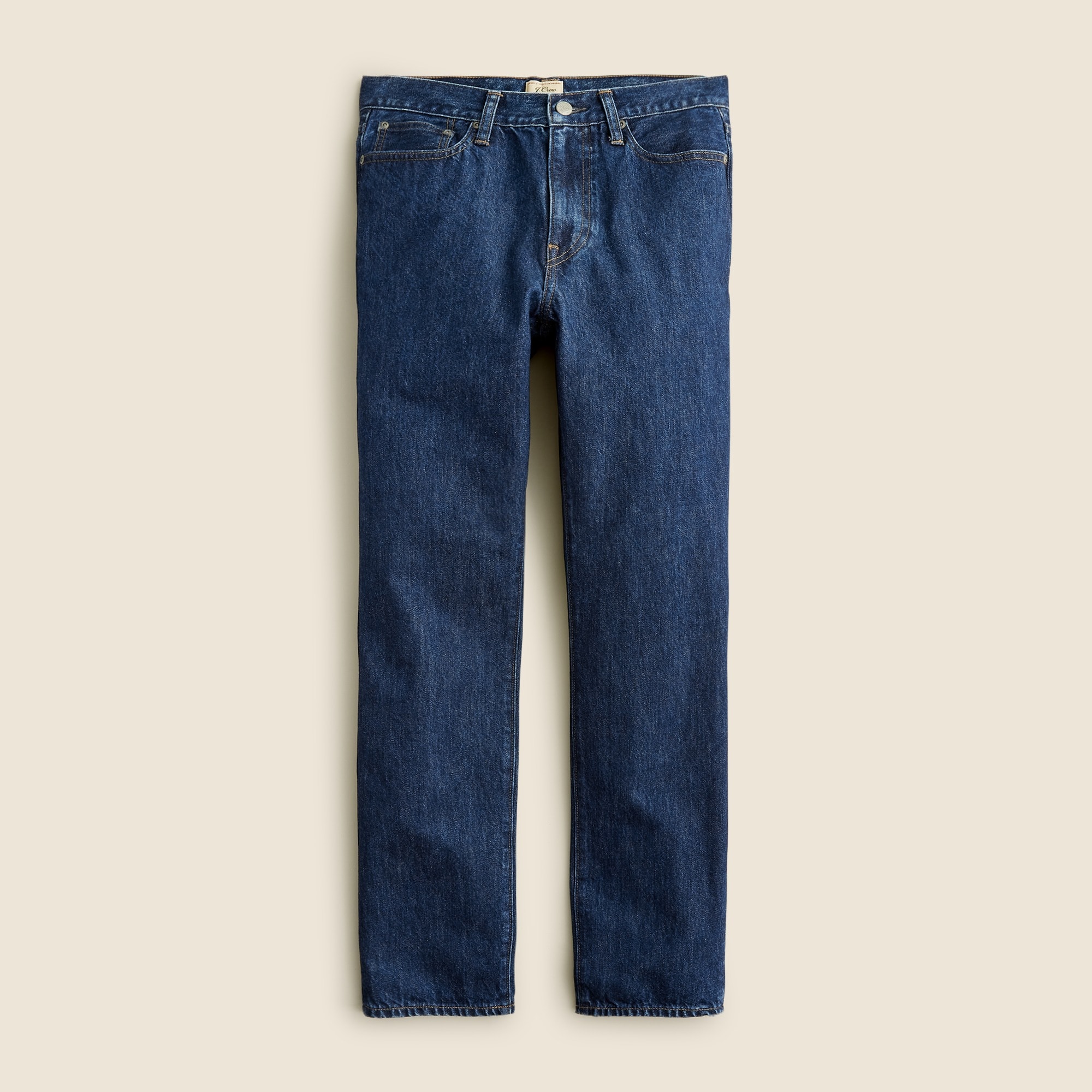  Classic jean in dark wash