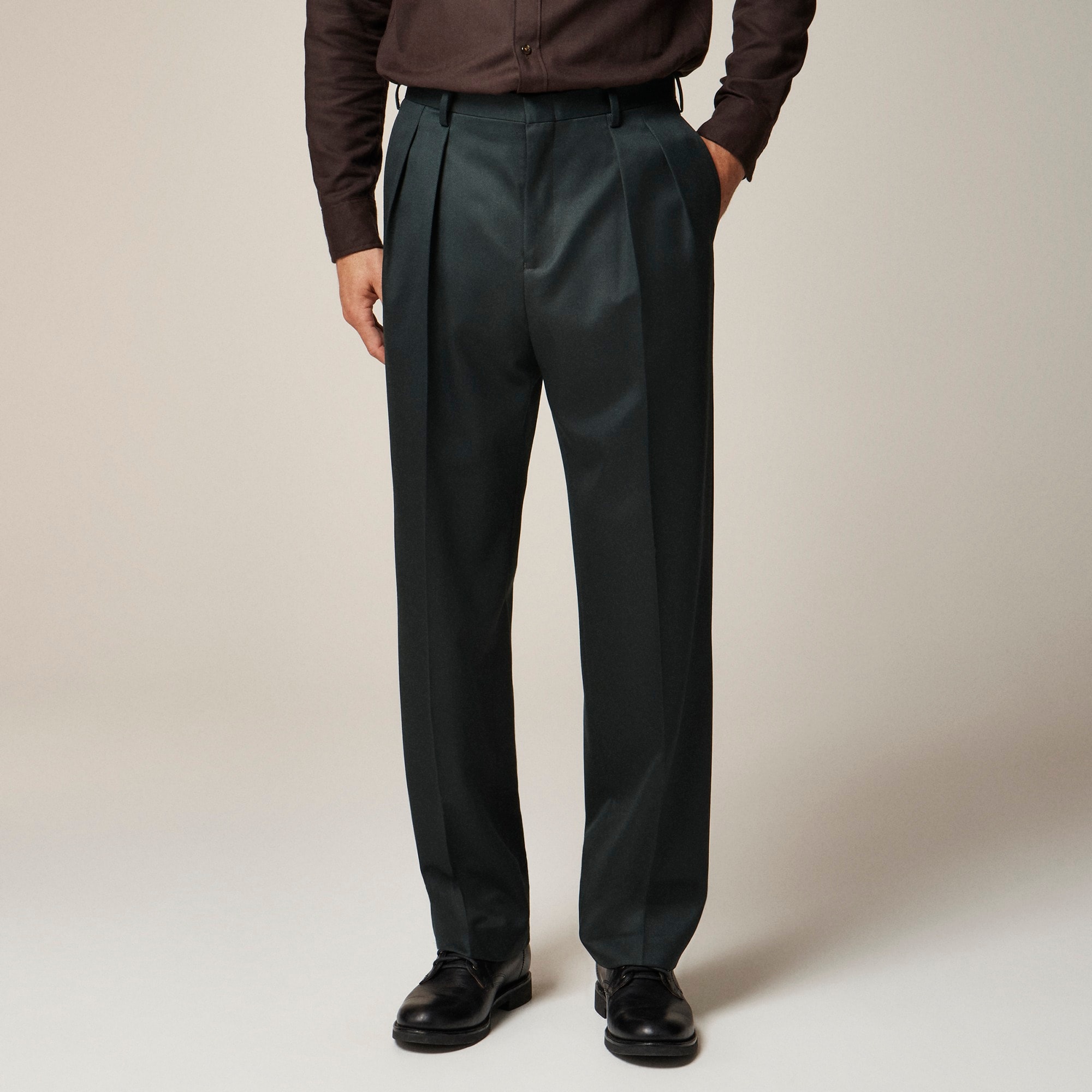 mens Relaxed-fit double-pleated trouser in Italian wool cavalry twill